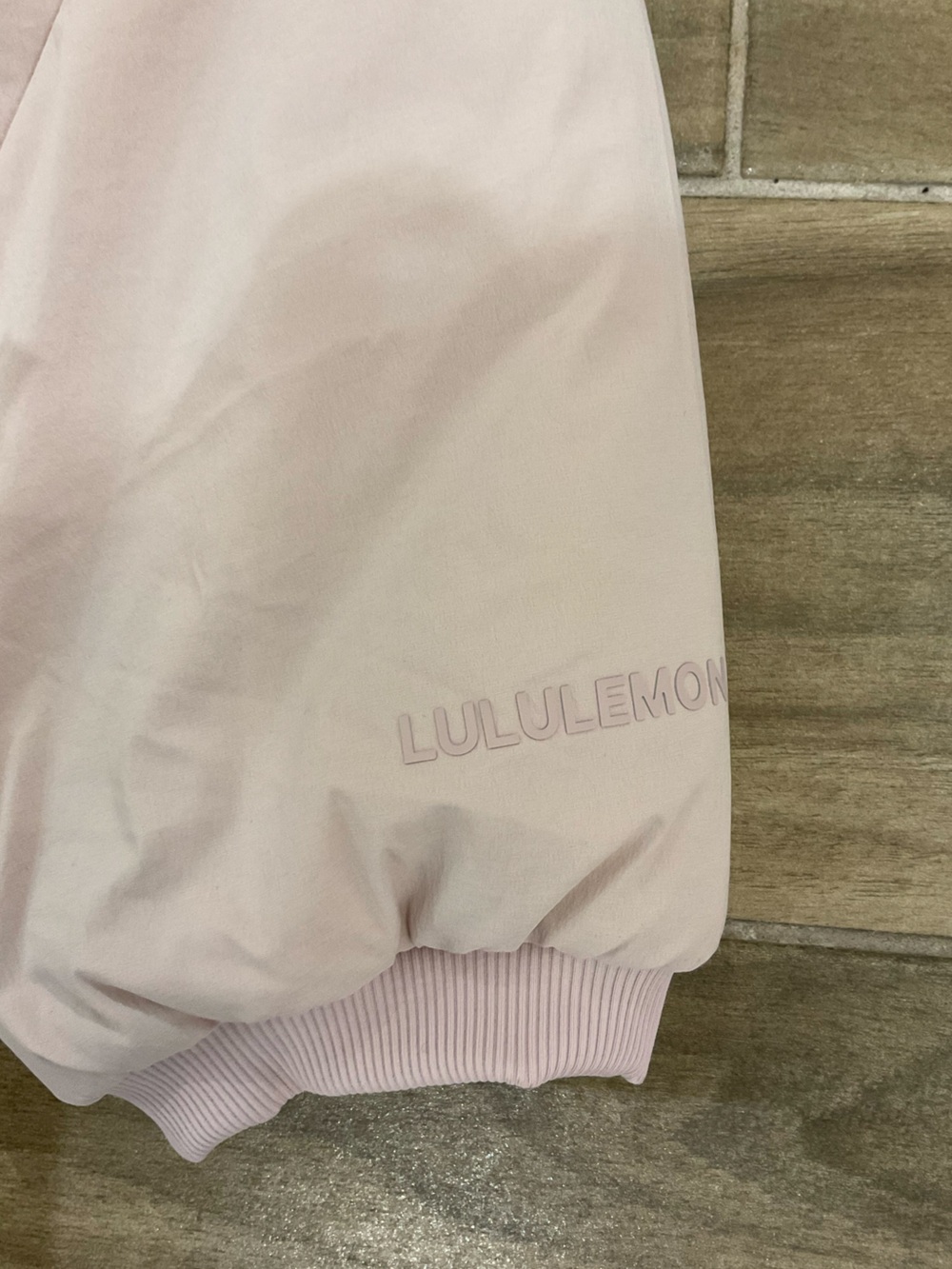 Lululemon Puffer - Picture 4 of 8